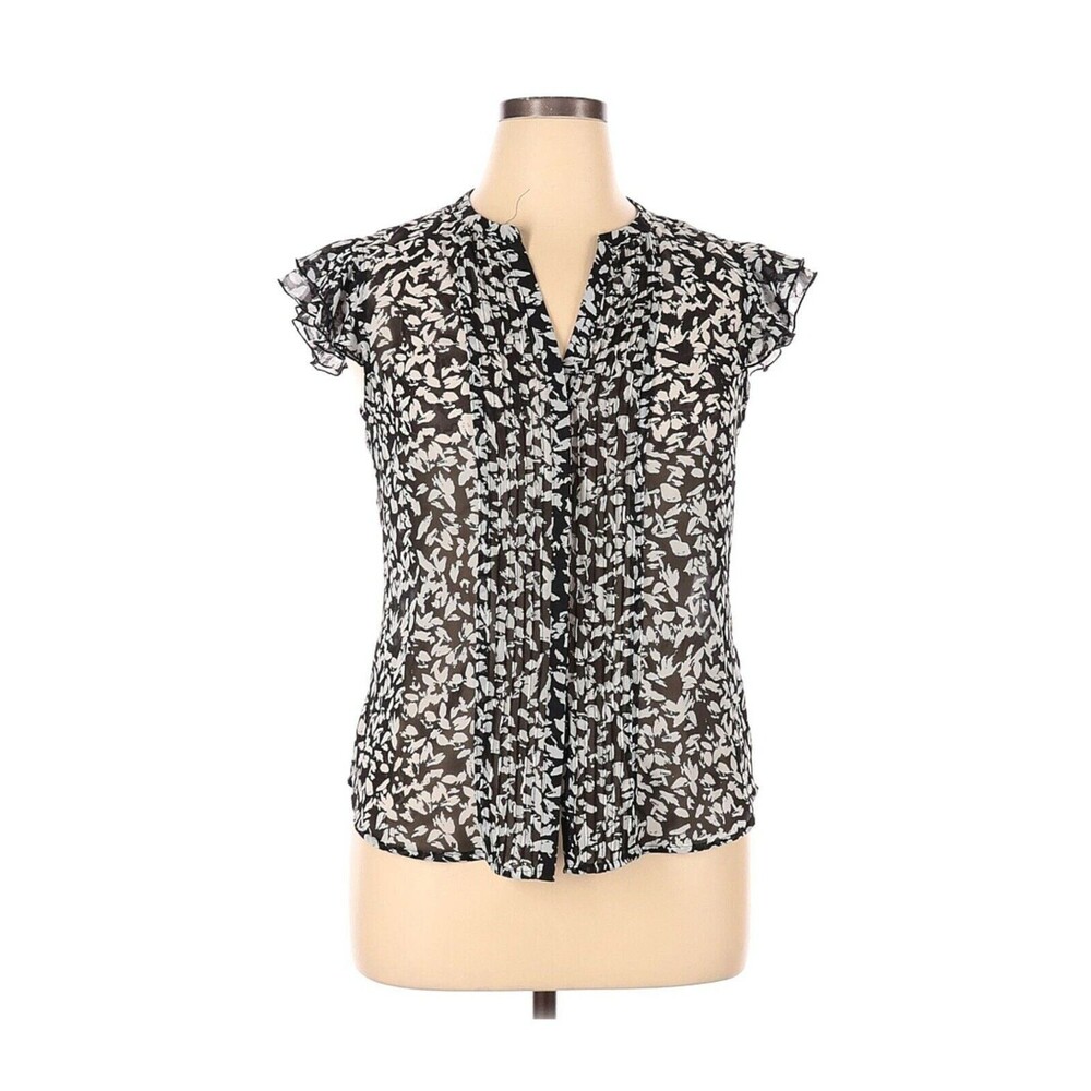 Black and White Floral Ruffle Sleeve Blouse